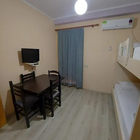 Relax Lodge
