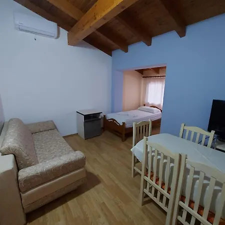 Lodge Relax Vlore