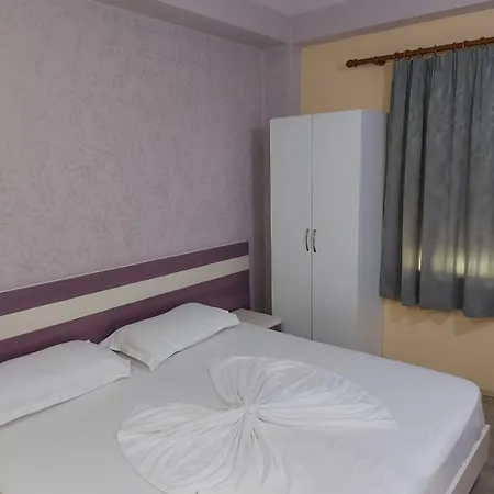 Relax Vlorë