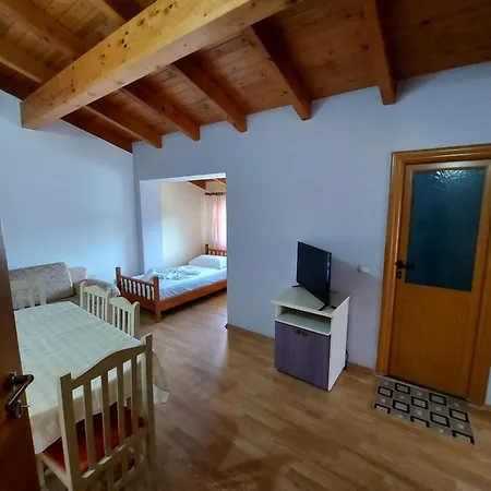Lodge Relax Vlore