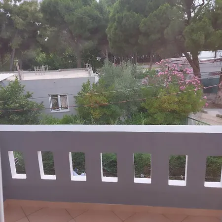 山林小屋 Relax Vlorë
